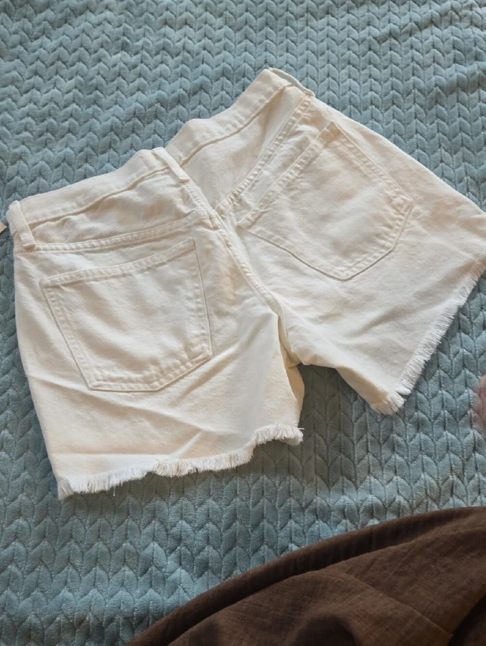 Universal Thread 90s Baggy Distressed Denim Shorts
